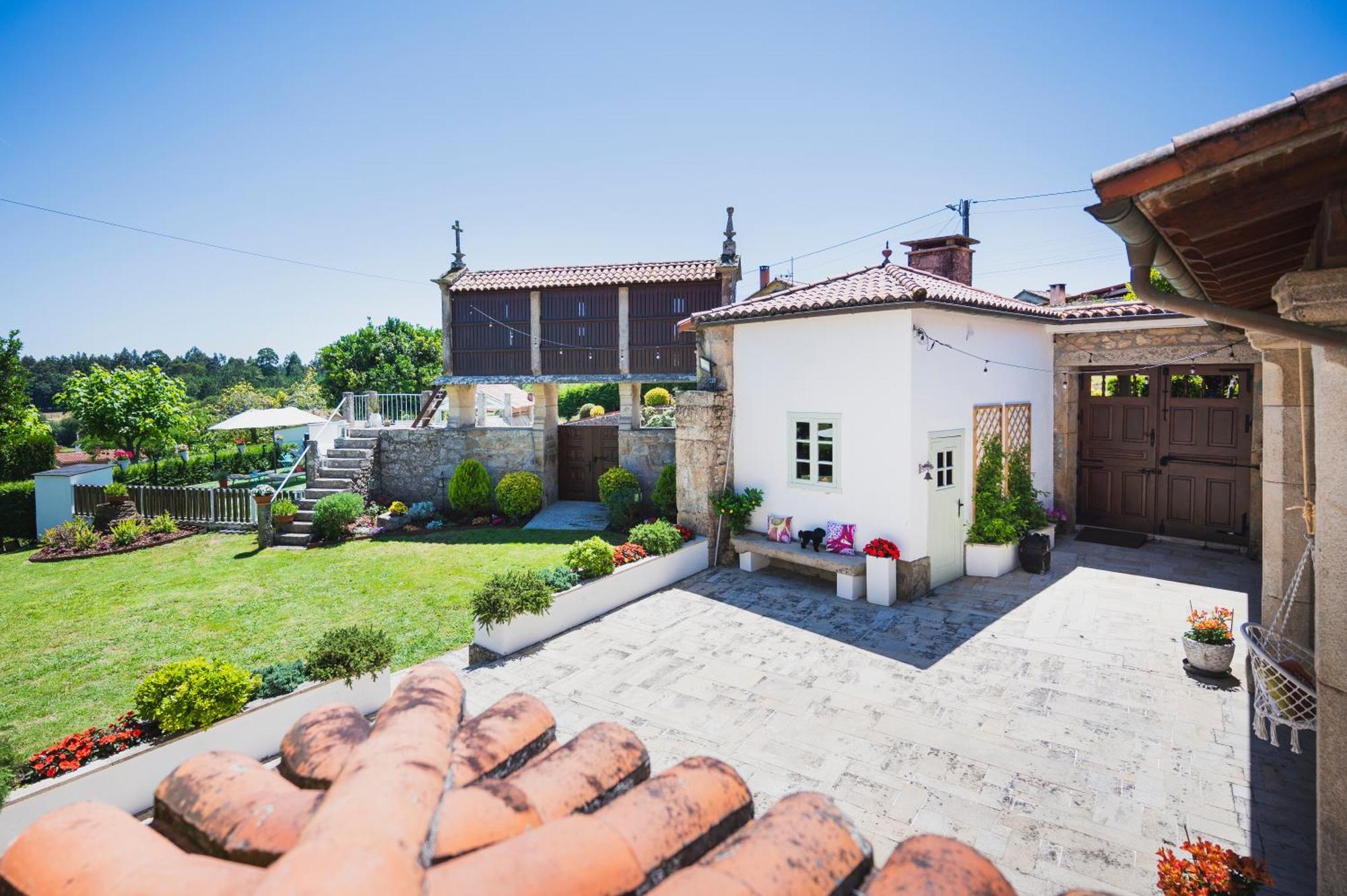 La Casa De Los Barbazanes 브리옹 외부 사진
